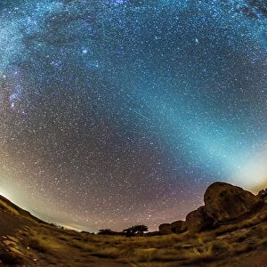 Comet Lovejoy and zodiacal light in City of Rocks State Park, New Mexico