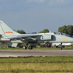 A JH-7 Flying Leopard of the Chinese Air Force taxiing in Ryazan, Russia