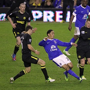 Battle for the Ball: McCarthy, McArthur vs. Pienaar - Everton vs. Wigan Athletic (26-12-2012)