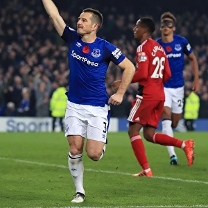 Leighton Baines Scores Thrilling Penalty: Everton's Third Goal vs. Watford in Premier League