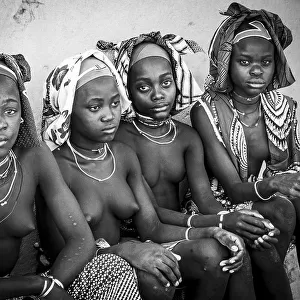 Mucubal girls at Virei, southern Angola (bnw)