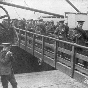 British troops disembarking in France, 7 August 1914