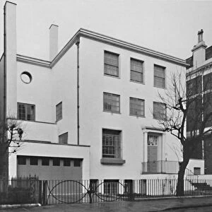 Exterior - House for Denys Lowson, Esq. Upper Phillimore Gardens, London, 1939