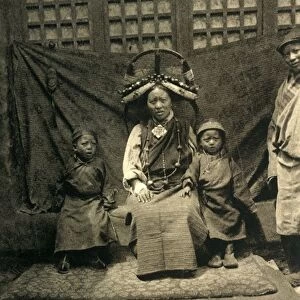 Family of the Governor of Tingri, c1918-c1939. Creator: Unknown