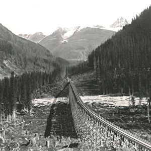 The Rockies: Loop showing four tracks, 1895. Creator: William Notman & Son