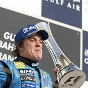 2005 Bahrain Grand Prix Fernando Alonso World Copyright: Michael Cooper/LAT Photographic ref: Digital Image Only ref: 48mb Hi Res Digital Image