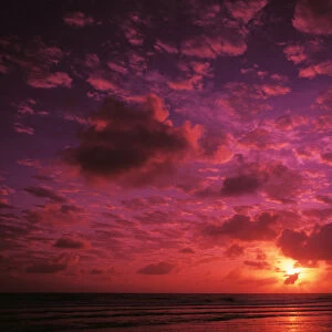 Kiribati, Kiritimati (Christmas Island), Colorful Sunset Over The Ocean