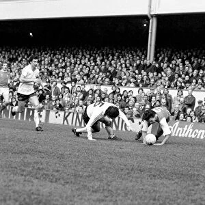 Arsenal 2 v. Bolton Wanderers 0. Division 1 football. February 1980 LF01-29-004