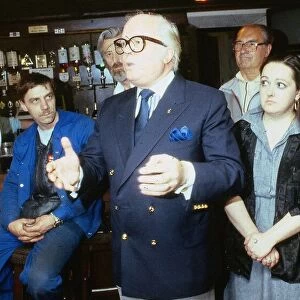 Baron Richard Attenborough November 1988 In a pub in Tarbet raising funds for