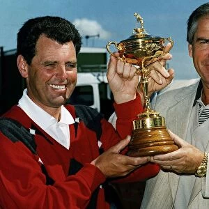 Captains Bernard Gallacher and Dave Stockton holding up the Ryder Cup golf