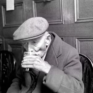 Charles Mayhew aged 100. October 1939 OL304I