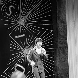 Cliff Richard sings for the United Kingdom at the Eurovision Song Contest finals