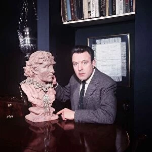 Donald Sinden the actor at family home