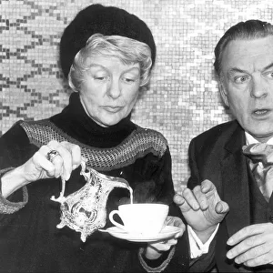 DONALD SINDEN WITH ELAINE STRITCH IN LONDON WEEKEND T. V. - TWOs COMPANY 1978