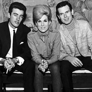 Dusty Springfield with Tom Springfield right Sept 1963 with unamed member of
