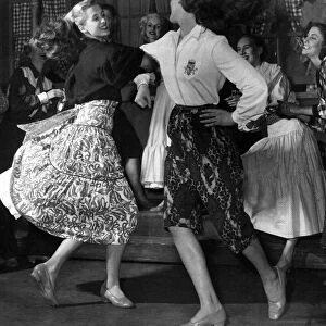 Estrava Square dancing and outfits 15 / 12 / 1950
