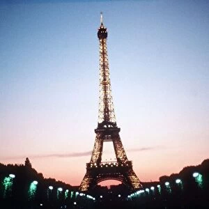 France Paris Eiffel Tower 1990