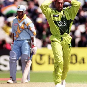 Pakistan Bowler Shoaib Akhtar June 1999 India v Pakistan World Cup super