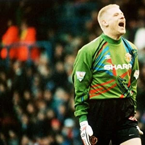 Peter Schmeichel football Manchester United and Denmark goalkeeper shouting at his