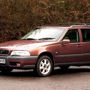 pic shows volvo v70 for road record