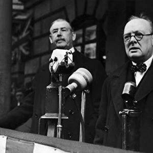 Winston Churchill addresses a recruiting meeting at the Mansion House, London