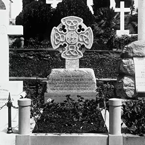 Funerary monument to Francis Hamilton Britton, with the Celtic cross