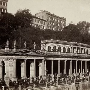 The long corinthian colonnade called "Il Mulino" ("The Mill"). Architectonic work by Josef Ztek situated near the Market Square, in Karlovy Vary (ex-Karlsbad) in the Czech Republic