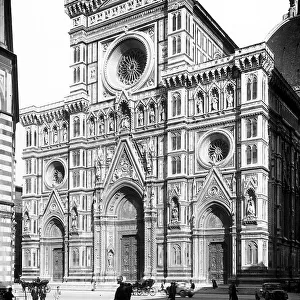 View of the faade of the Cathedral of Santa Maria del Fiore, Florence