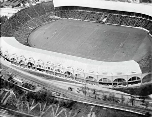 <b class=qtipBold><figcaption>1925 FA Cup Final EPW012729</figcaption></b><br>WEMBLEY STADIUM, Middlesex, London. The 1925 FA Cup Final in progress between Sheffield United and Cardiff City. Sheffield United won 1-0 in a match attended by 91, 763. Photographed on 25th April 1925. Aerofilms Collection (see Links).<br><em>© Historic England</em> 1925 FA Cup Final EPW012729