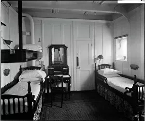 Liner Collection: 3-berth cabin, RMS Olympic BL24990_030