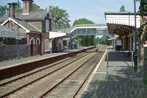 <b class=qtipBold><figcaption>Albrighton Railway Station</figcaption></b><br>Albrighton is one of its original stations of the Shrewsbury and Birmingham Railway. Shropshire. IoE 255141.<br><em>© Ronald Watson Source: Images of England</em> Albrighton Railway Station