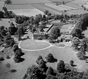 <b class=qtipBold><figcaption>Alderwasley Hall EAR015192</figcaption></b><br>Alderwasley Hall, Derbyshire. The late 18th century main house forms the centrepiece of an independent school founded in 1930. Aerial view by Aeropictorial. Aerofilms Collection. July 1951.<br><em>© Historic England</em> Alderwasley Hall EAR015192