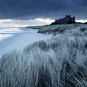Castles in North East England Collection: Bamburgh Castle J070053