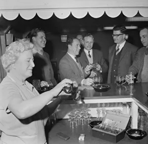 In the bar JLP01_08_067943 In the bar JLP01_08_067943