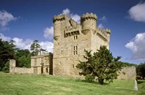 Castles in North East England Collection: Belsay Castle K021987