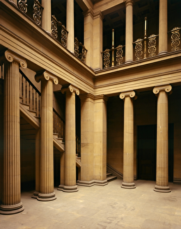 <b class=qtipBold><figcaption>Belsay Hall J850186</figcaption></b><br>BELSAY HALL, Northumberland. The Pillar Hall.<br><em>© Historic England</em> Belsay Hall J850186