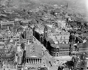 <b class=qtipBold><figcaption>Birmingham EPW022584</figcaption></b><br>The Town Hall and municipal buildings at Victoria Square, Birmingham. Photograped in 1928 by Aerofilms Ltd.<br><em>© Historic England Archive</em> Birmingham EPW022584