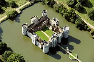 Castles of the South East Gallery: Bodiam Castle 33964_022