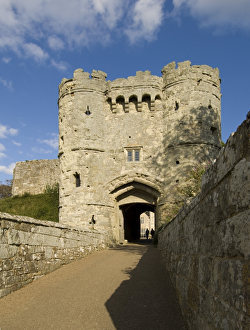 Carisbrooke Castle Gallery: Carisbrooke Castle Gatehouse N070963