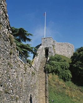 Carisbrooke Castle Gallery: Carisbrooke Castle K021202