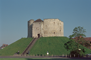 <b class=qtipBold><figcaption>Cliffords Tower</figcaption></b><br>Grade I listed castle keep in York, North Yorkshire. IoE 462999.<br><em>© Martin Roberts Source: Images of England</em> Cliffords Tower