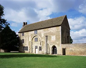 <b class=qtipBold><figcaption>Denny Abbey J020192</figcaption></b><br>DENNY ABBEY, Cambridgeshire. Exterior view of the abbey from the north east.<br><em>© Historic England</em> Denny Abbey J020192