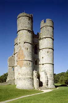 Castles of the South East Gallery: Donnington Castle K040556