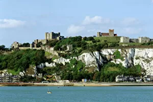 Cliff Collection: Dover Castle K970010