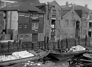 Boat Collection: Dunbar Wharf, Limehouse, London a002456