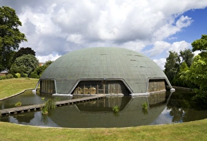 <b class=qtipBold><figcaption>Edinburgh Dome, Malvern DP138177</figcaption></b><br>Malvern, Worcestershire. General view of the Edinburgh Dome at Malvern St James School For Girls, Avenue Road, fomerly Malvern Girls College.<br><em>© Historic England</em> Edinburgh Dome, Malvern DP138177