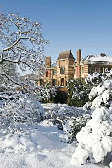 Eltham Palace in the snow N090021