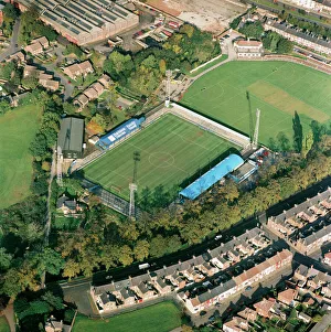 <b class=qtipBold><figcaption>Feethams, Darlington EAC615726</figcaption></b><br>FEETHAMS STADIUM, Darlington. Home of Darlington Football Club - The Quakers. Photographed in October 1992. Aerofilms Collection (see Links).<br><em>© Historic England</em> Feethams, Darlington EAC615726