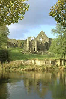 <b class=qtipBold><figcaption>Finchale Priory K991239</figcaption></b><br>FINCHALE PRIORY, Durham. View looking west across the River Wear to the priory.<br><em>© Historic England</em> Finchale Priory K991239