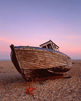 Fishing industry Collection: Fishing boat, Dungeness Beach J070051